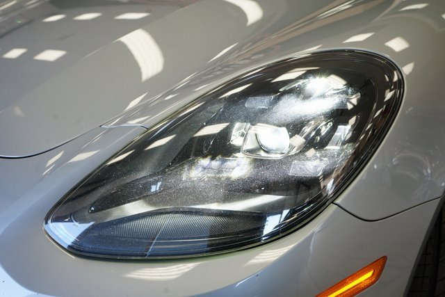 Used 2019 Porsche Panamera 4 image 23