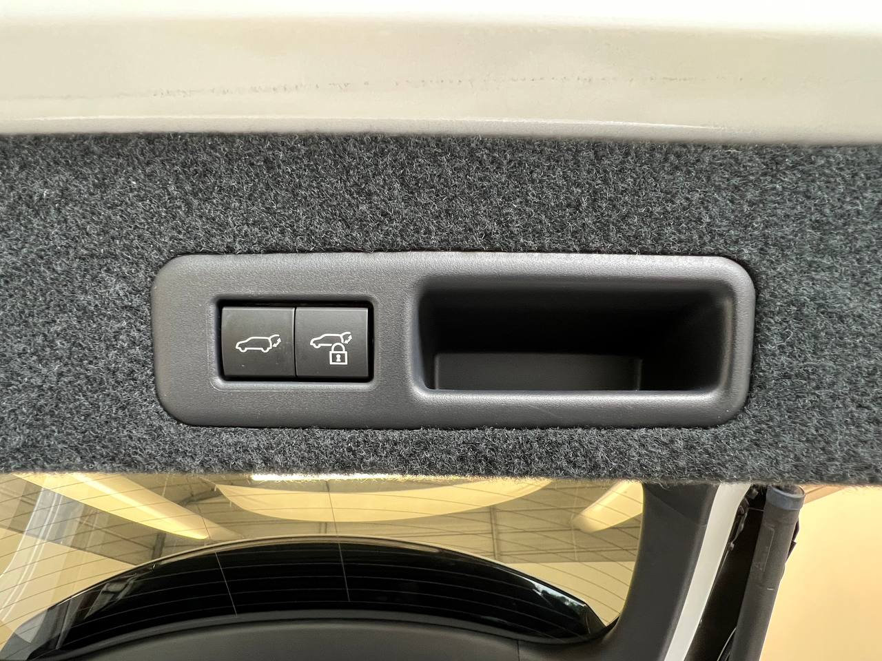 Used 2022 Lexus RX 450h AWD w/ Luxury Package image 28