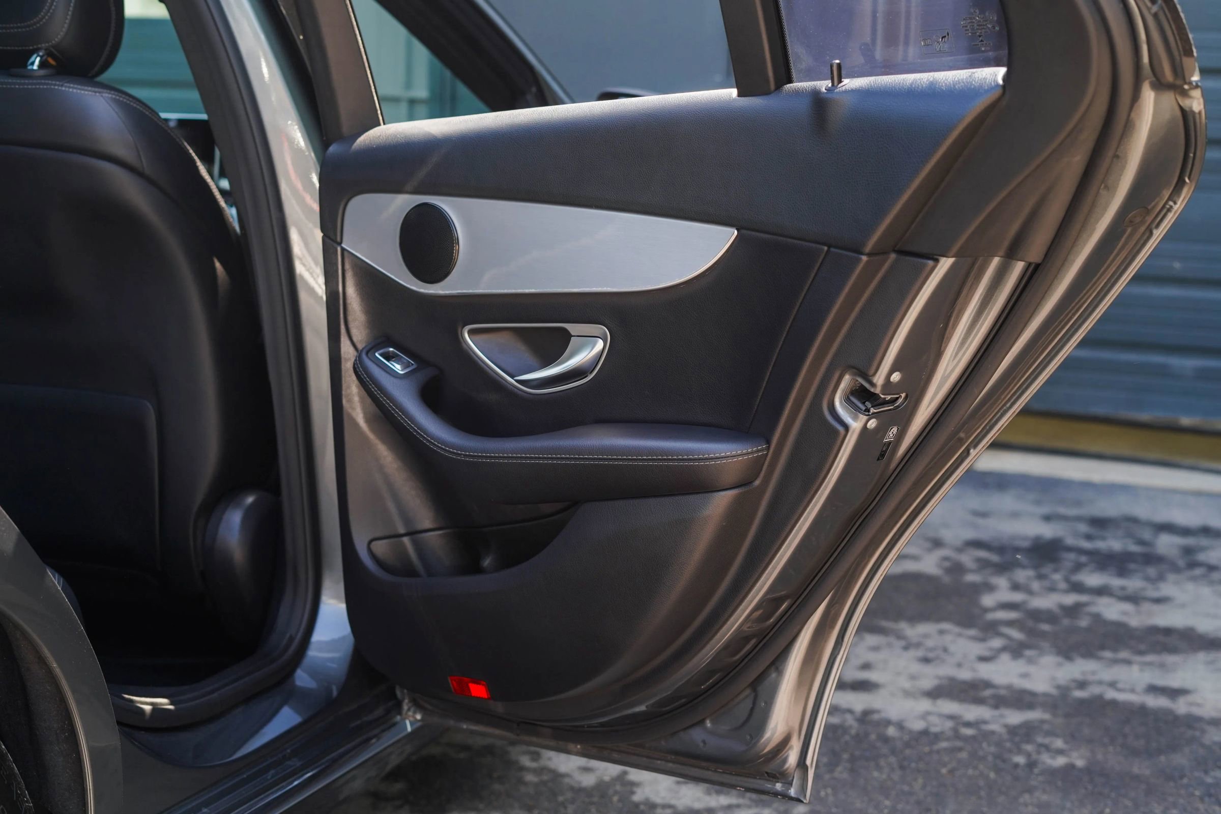 Used 2018 Mercedes-Benz C 300 Sedan image 29