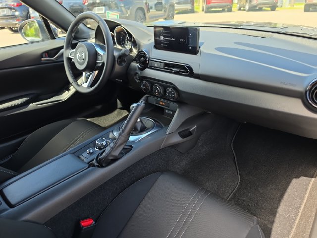 Used 2025 MAZDA MX-5 Miata Sport RWD image 10