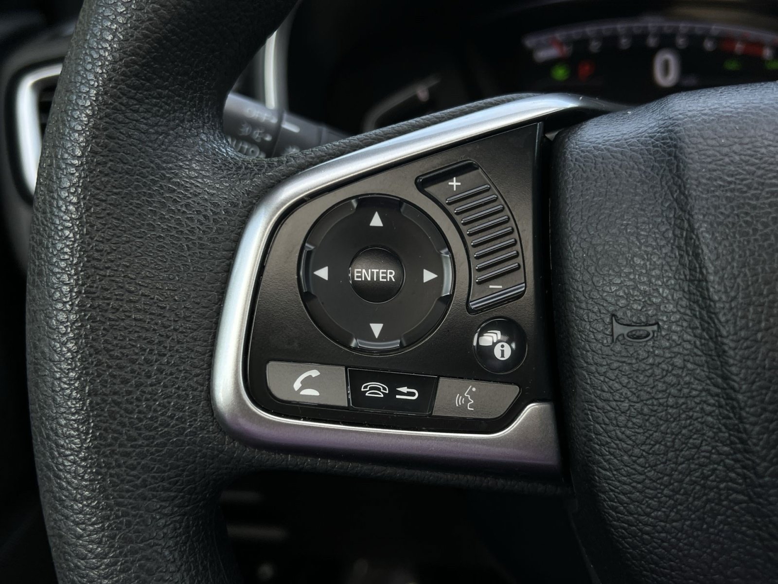 Used 2018 Honda CR-V EX image 22