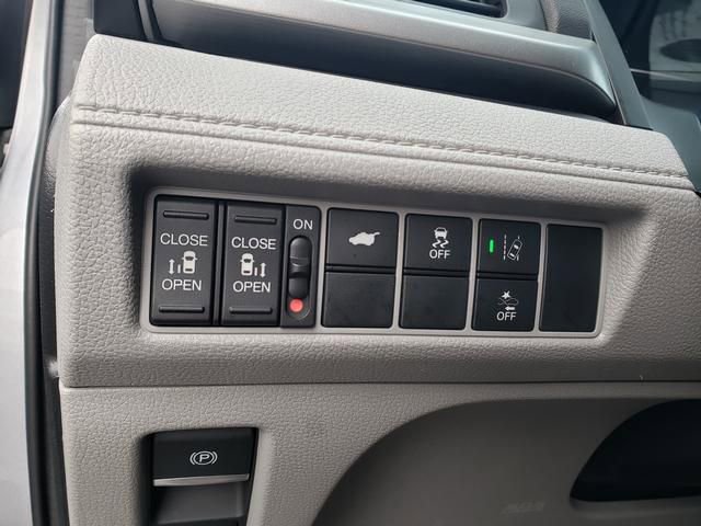 Used 2018 Honda Odyssey EX-L image 17