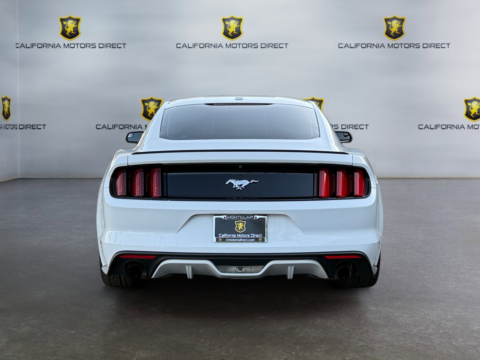 Used 2017 Ford Mustang Premium image 4