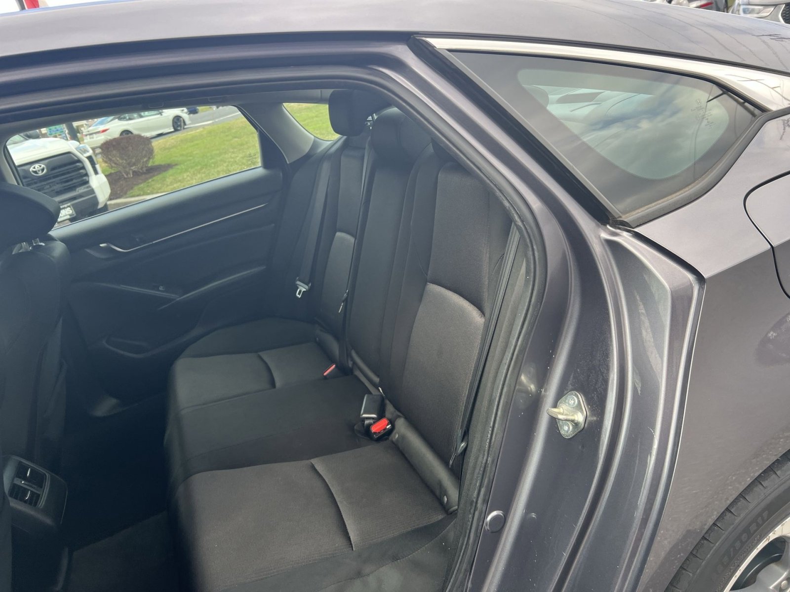 Used 2020 Honda Accord EX image 24