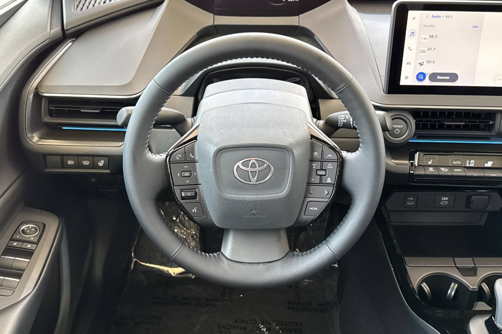 New 2027 Toyota Prius FWD image 16