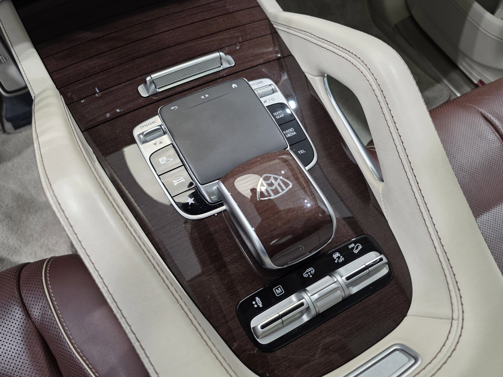 Used 2023 Mercedes-Benz Maybach GLS 600 4MATIC image 19