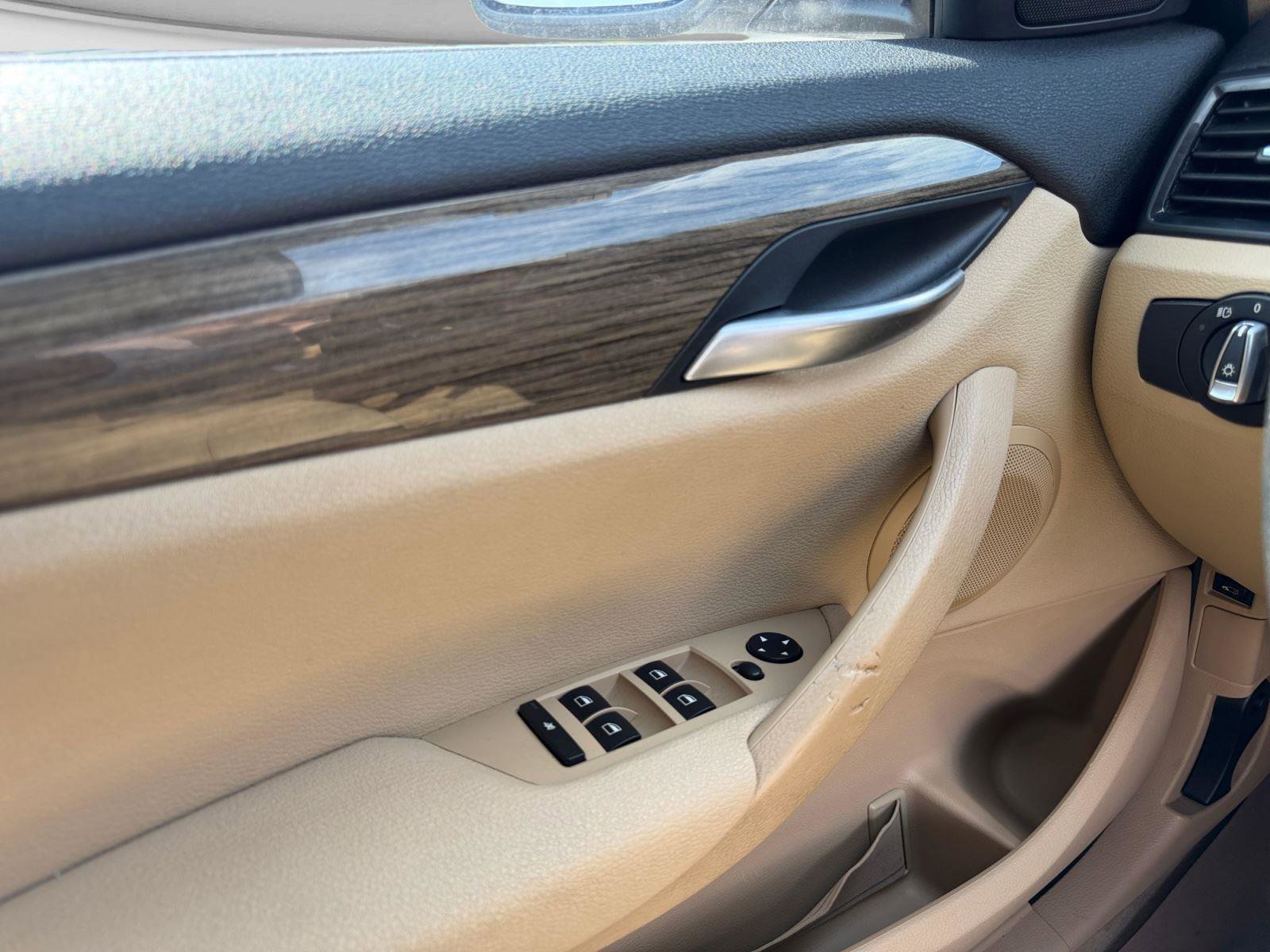 Used 2014 BMW X1 sDrive28i image 17