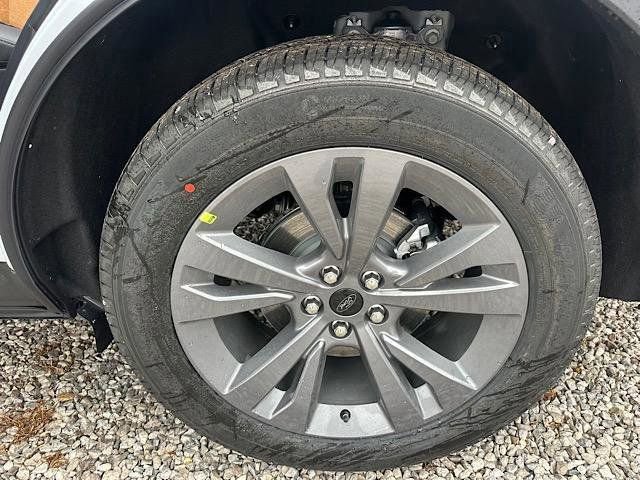 New 2026 Ford Explorer Active w/ Active Comfort Package image 15