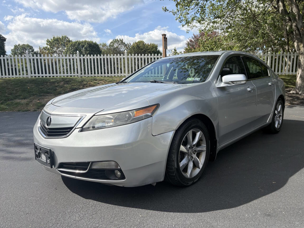 Used 2012 Acura TL w/ Technology Package image 3