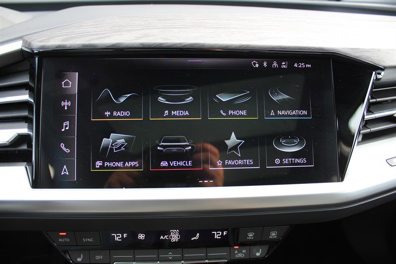 Used 2025 Audi Q4 e-tron Premium Plus w/ Premium Plus AWD/4WD image 11