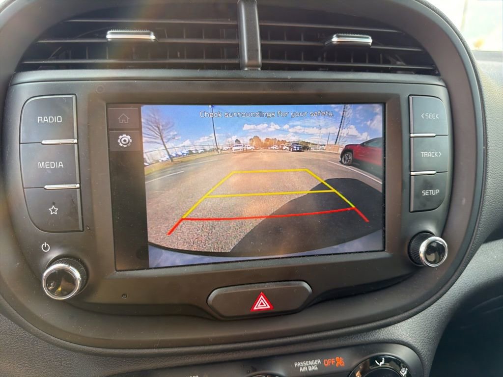 Used 2025 Kia Soul LX w/ LX Technology Package image 20