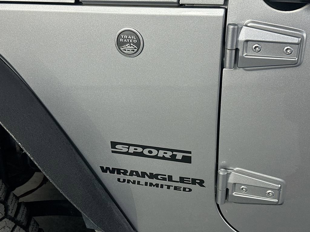 Used 2017 Jeep Wrangler Unlimited Sport w/ Quick Order Package 24S AWD/4WD image 26