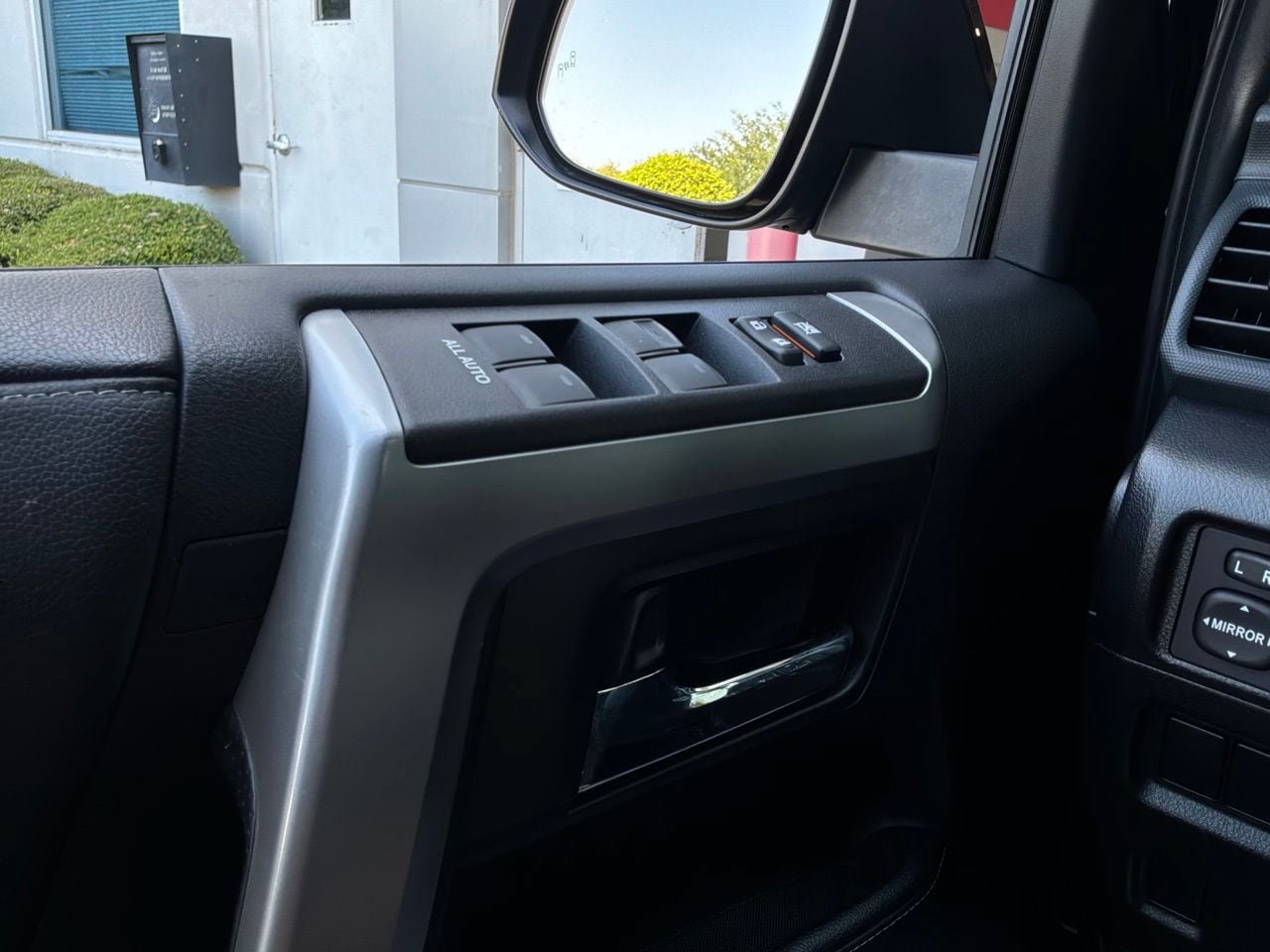 Used 2023 Toyota 4Runner SR5 Premium w/ Moonroof Package RWD image 24