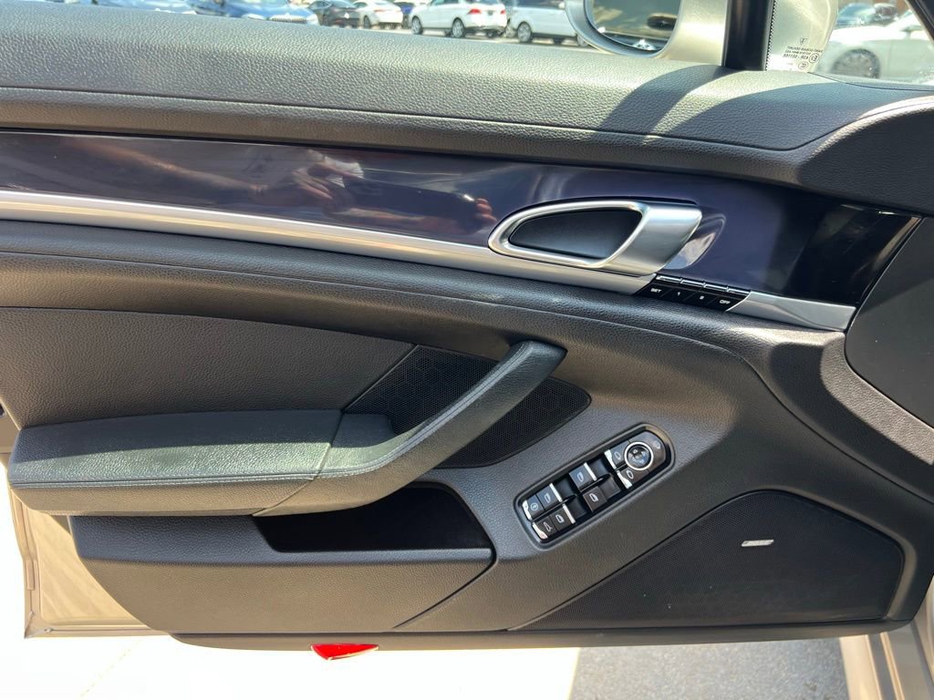 Used 2010 Porsche Panamera S image 34