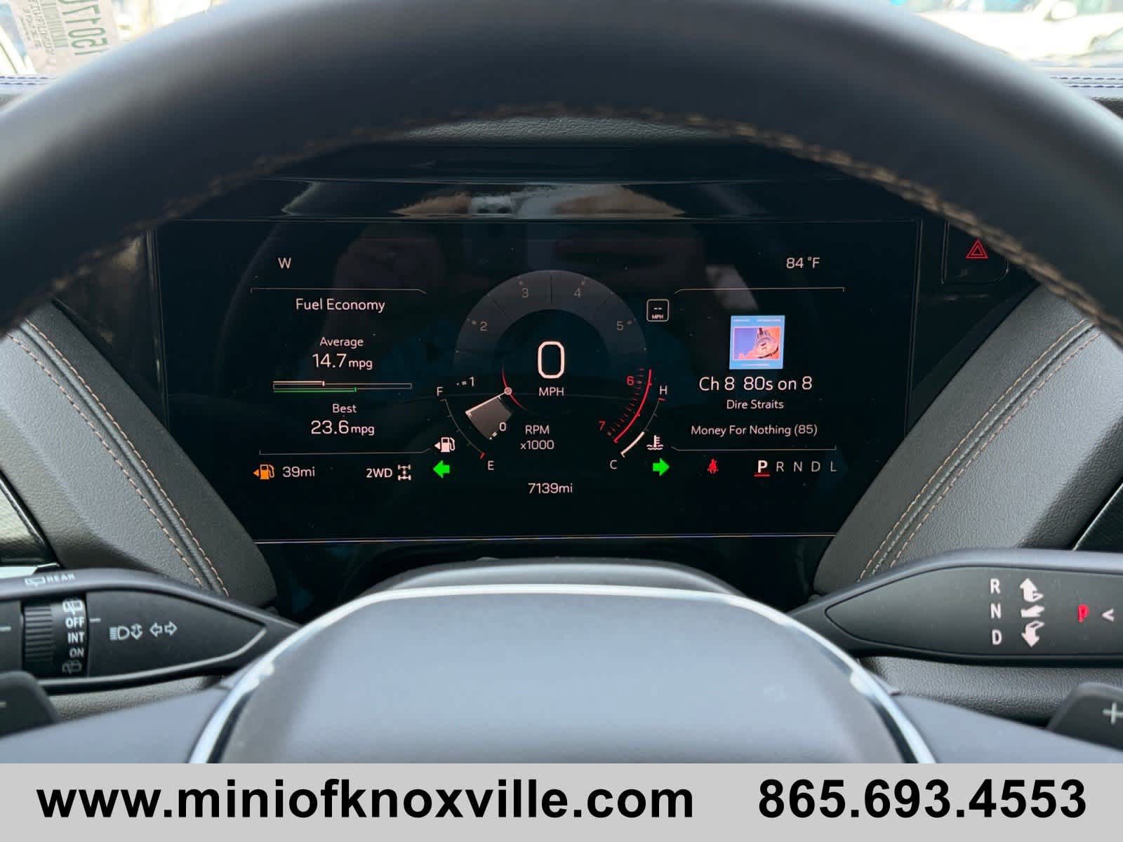 Used 2026 GMC Yukon XL AT4 AWD/4WD image 28