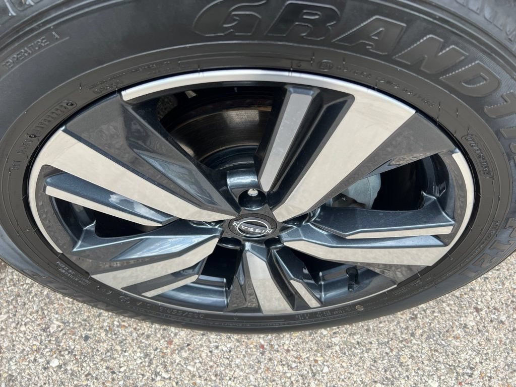 Certified 2023 Nissan Rogue SL AWD/4WD image 41