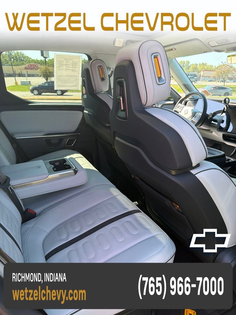 Used 2023 Rivian R1T Adventure Dual AWD/4WD image 36