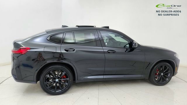 Used 2025 BMW X4 M40i w/ Premium Package image 6