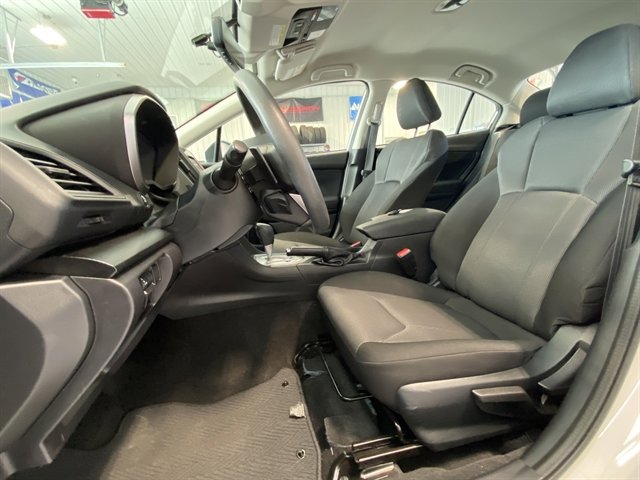 Used 2020 Subaru Impreza Premium image 12