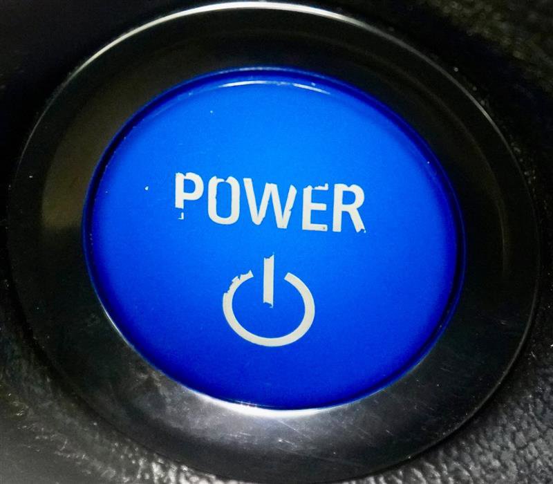 Used 2017 Chevrolet Volt Premier w/ Driver Confidence II Package FWD image 33