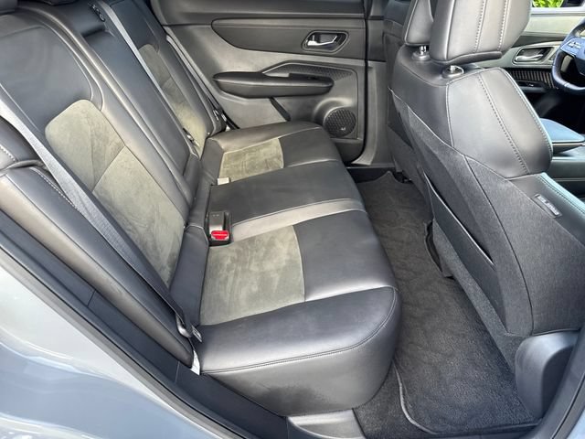 Used 2024 Nissan Ariya AWD image 24