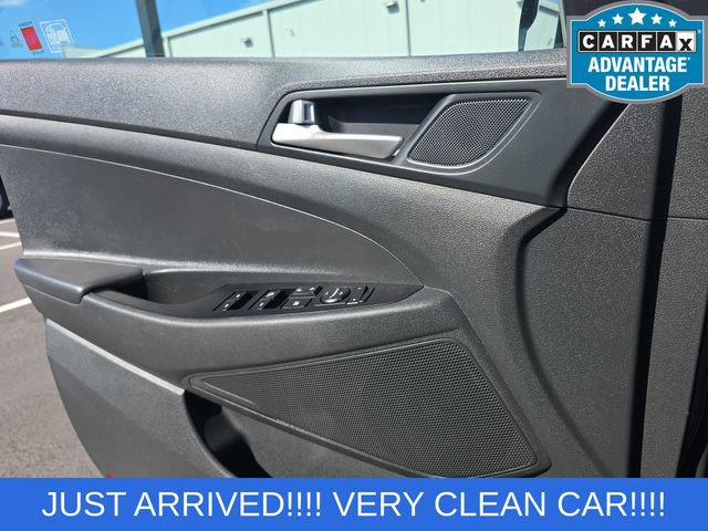 Used 2021 Hyundai Tucson SE FWD image 11