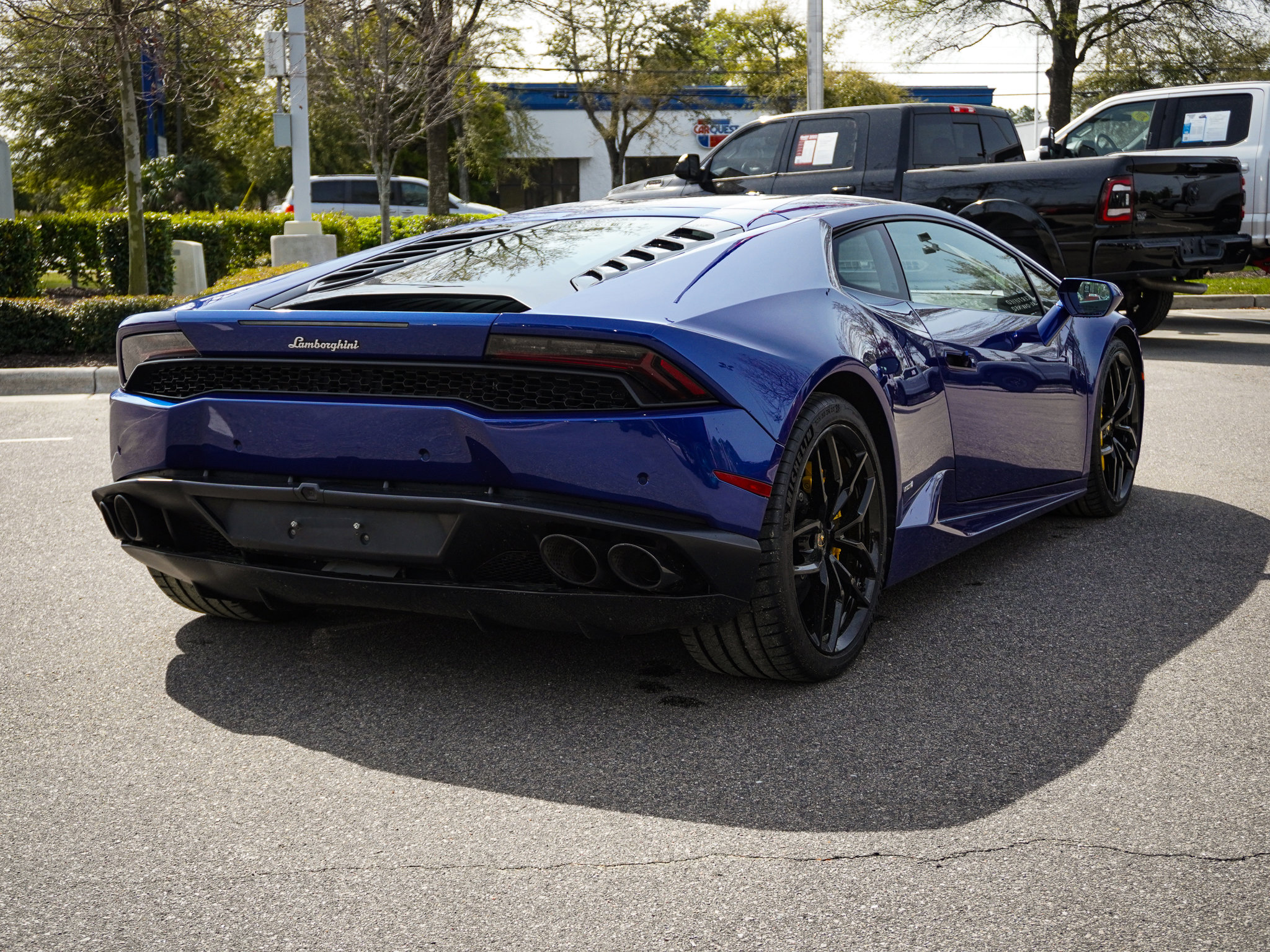 Used 2017 Lamborghini Huracan LP 610-4 image 11