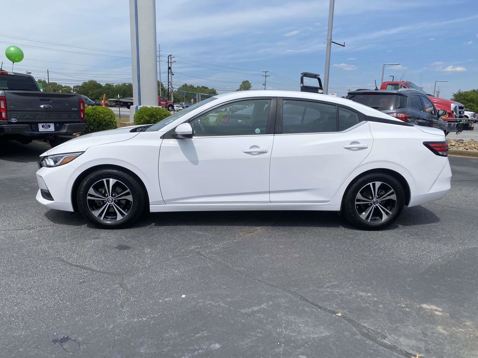 Used 2023 Nissan Sentra SV FWD image 4