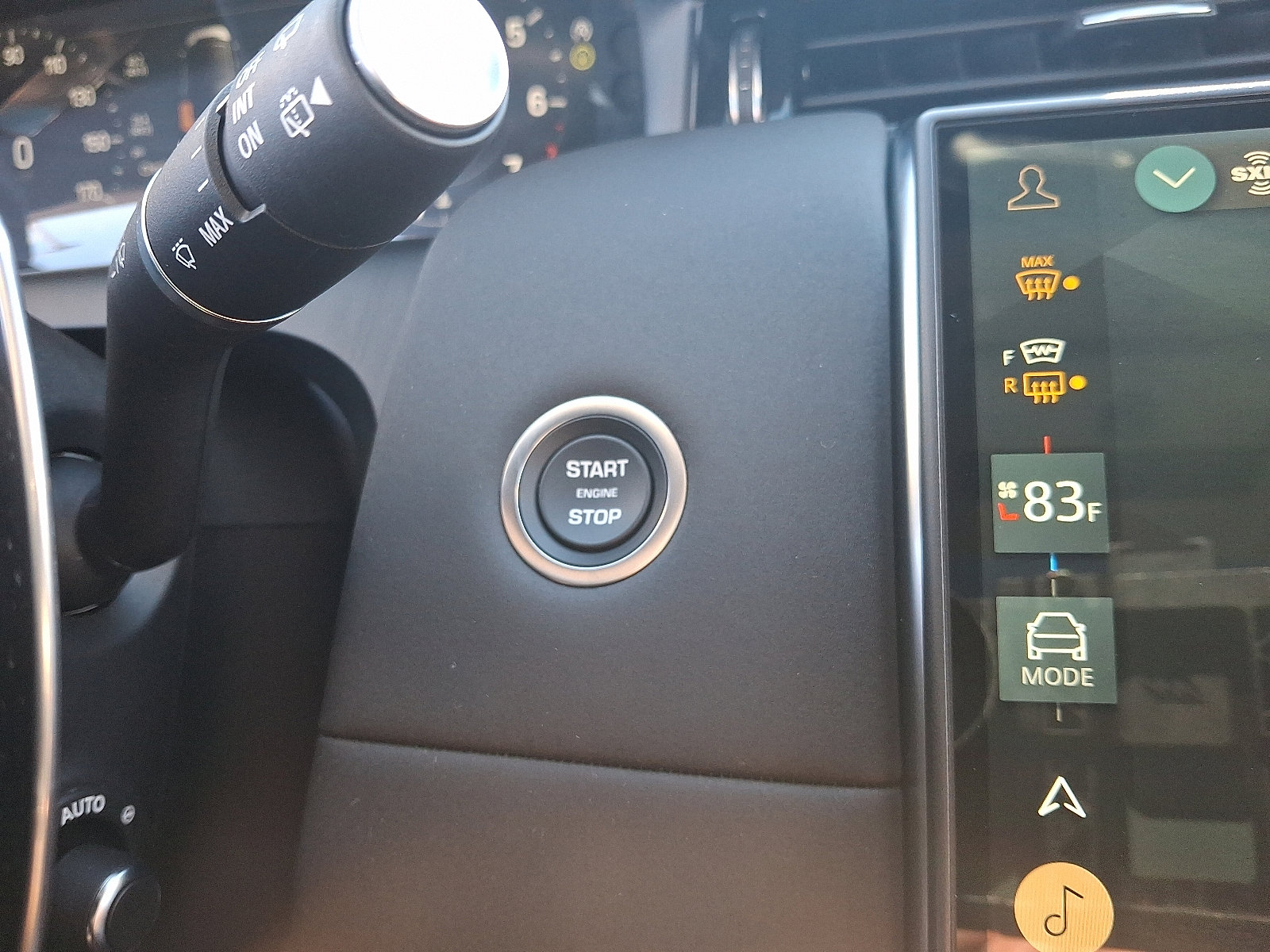 Used 2025 Land Rover Discovery Sport S image 23