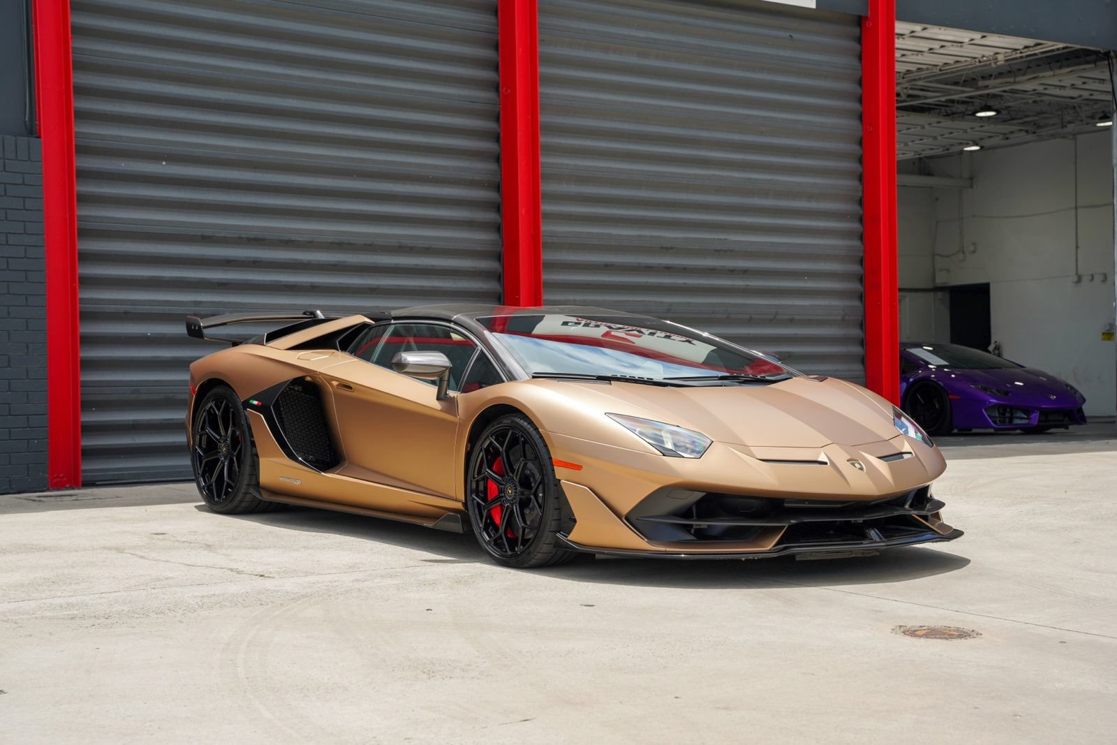 Used 2020 Lamborghini Aventador SVJ AWD/4WD image 20