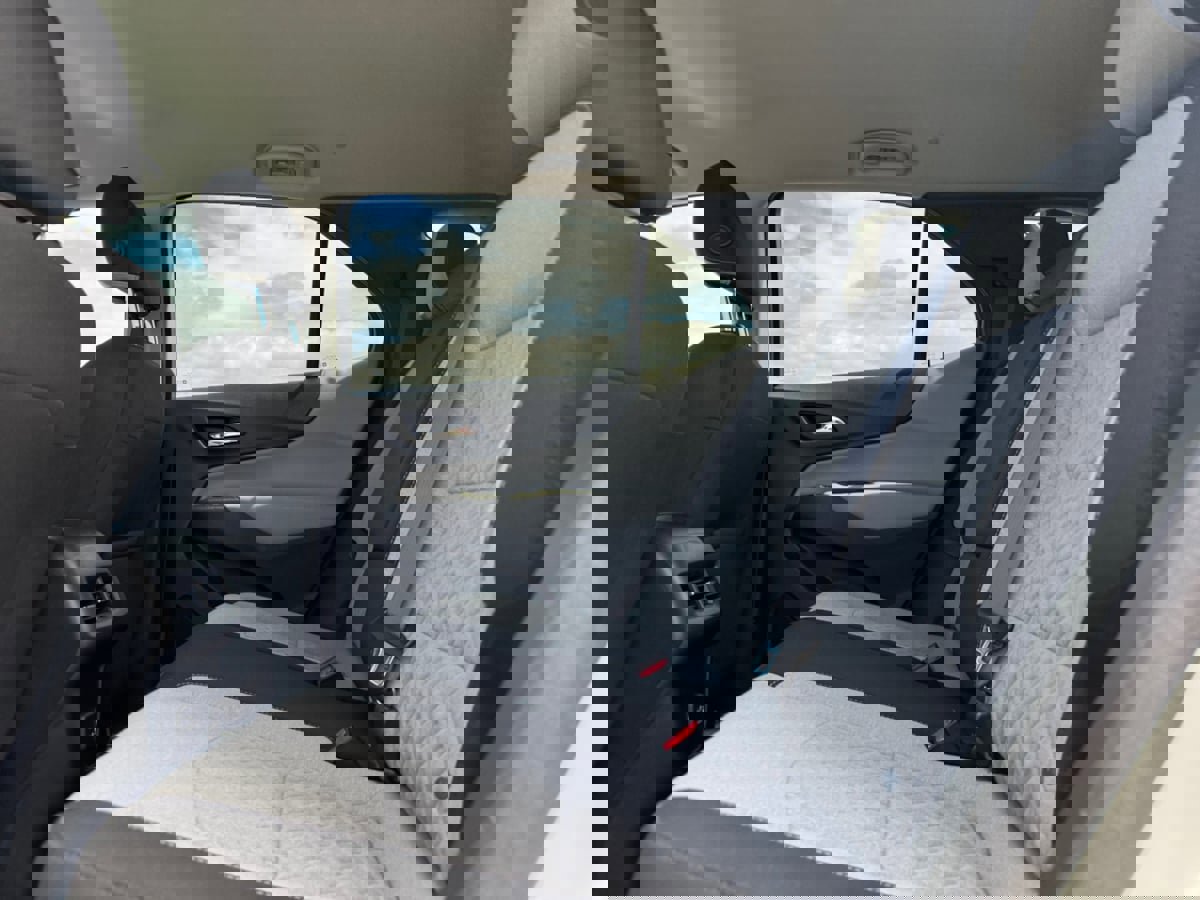 Used 2022 Chevrolet Equinox LT FWD image 17