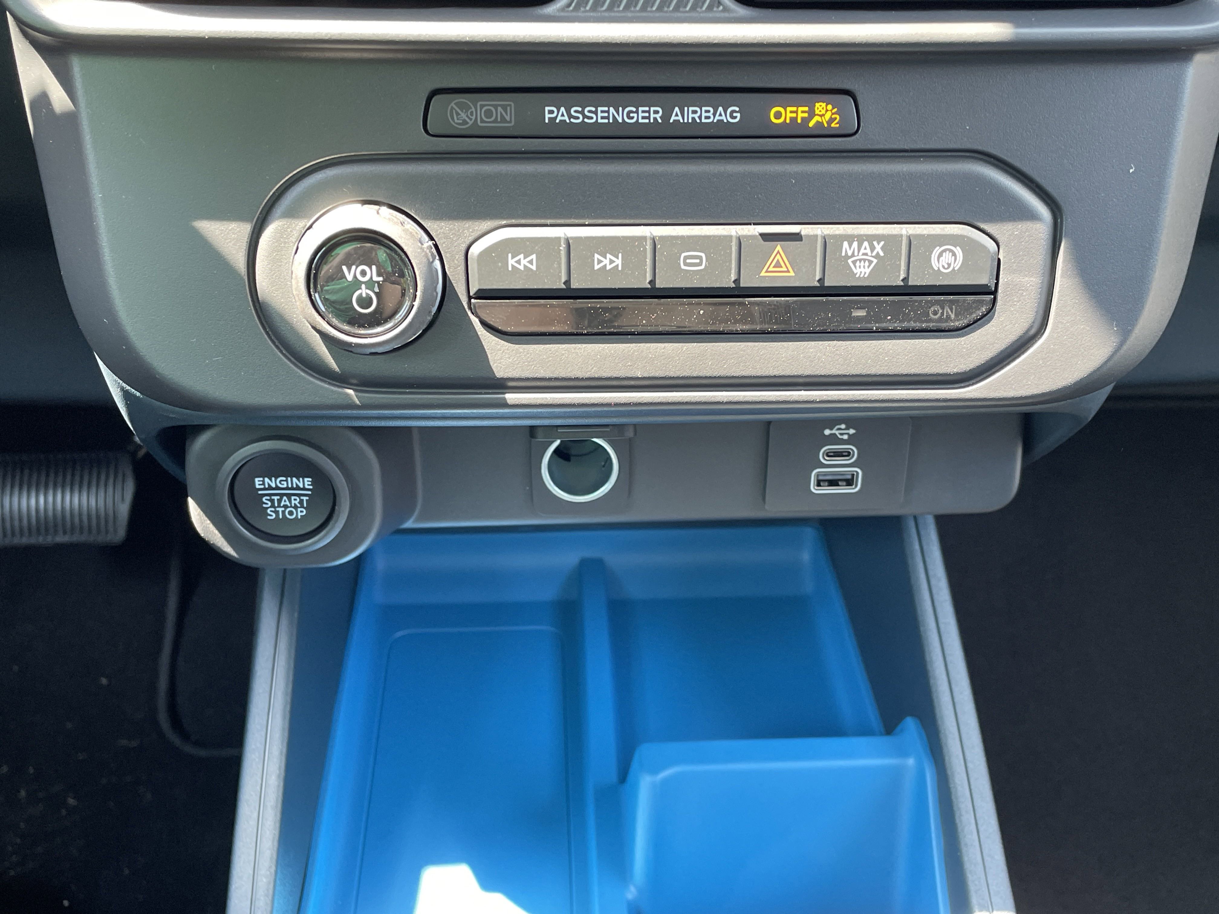 New 2025 Ford Maverick XLT w/ XLT Luxury Package image 29