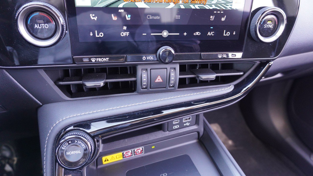 Certified 2024 Lexus NX 250 FWD image 18