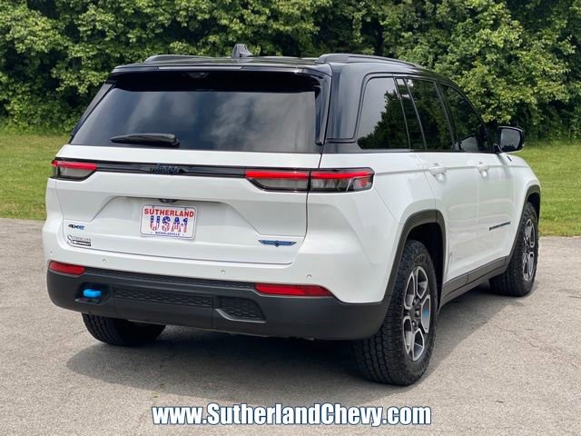 Used 2024 Jeep Grand Cherokee Trailhawk w/ Luxury Tech Group III AWD/4WD image 7