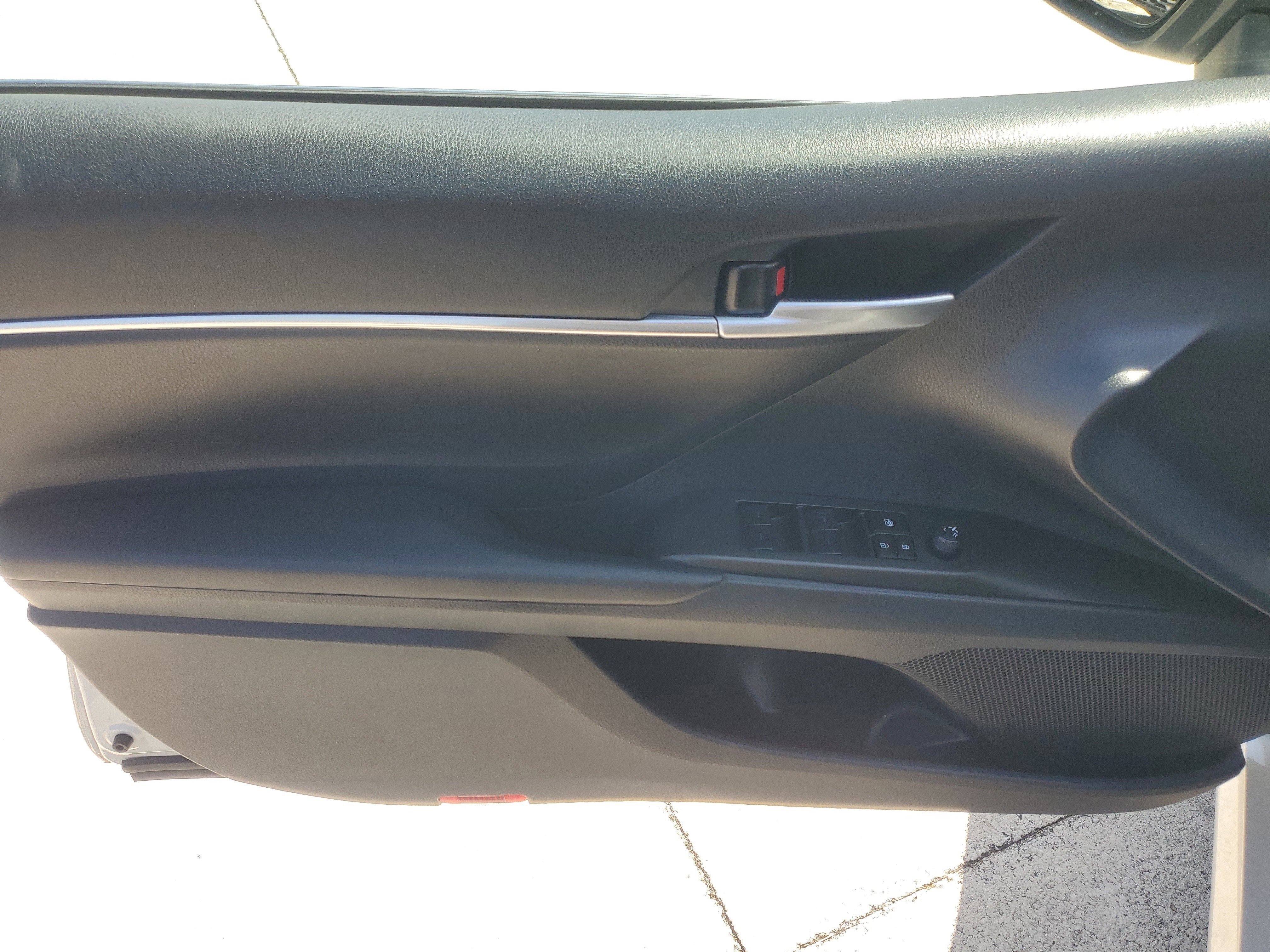Used 2024 Toyota Camry LE FWD image 18