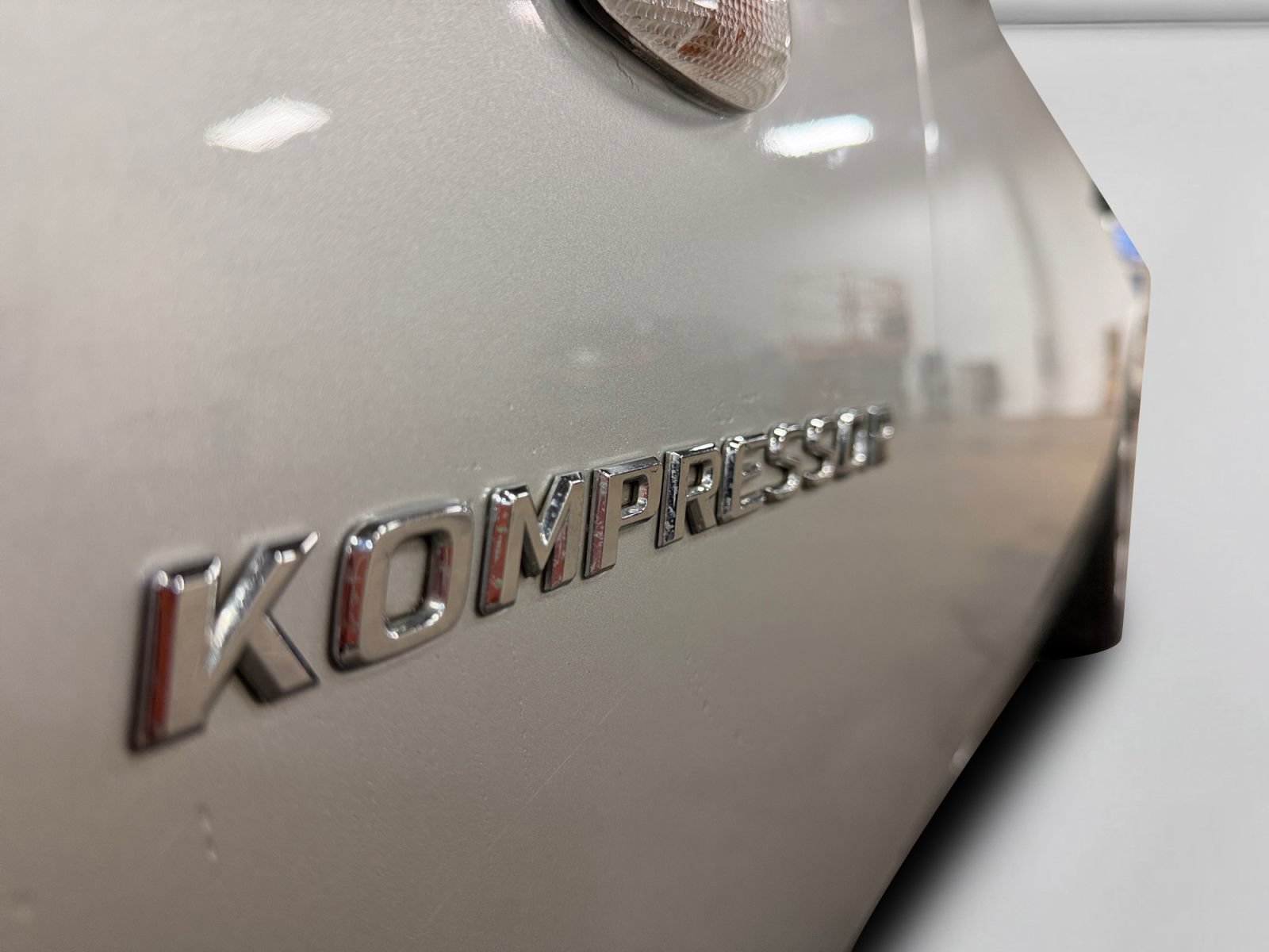 Used 1999 Mercedes-Benz SLK 230 image 12