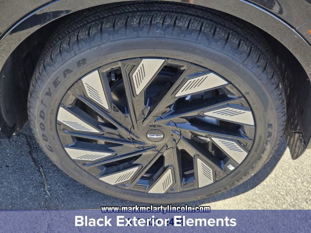 New 2026 Lincoln Nautilus Reserve AWD/4WD image 17