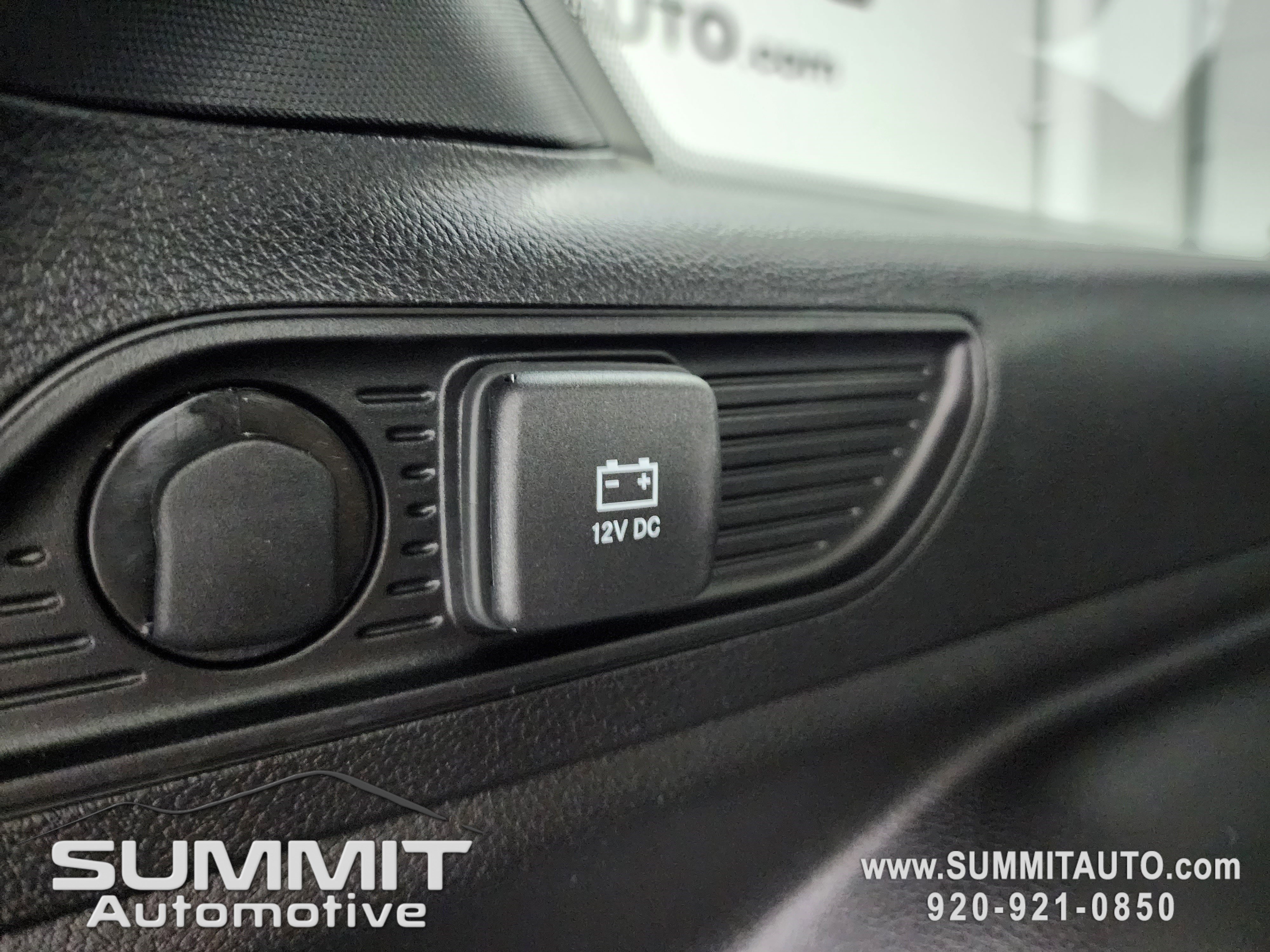 New 2025 Jeep Grand Cherokee Limited w/ Black Appearance Package image 33