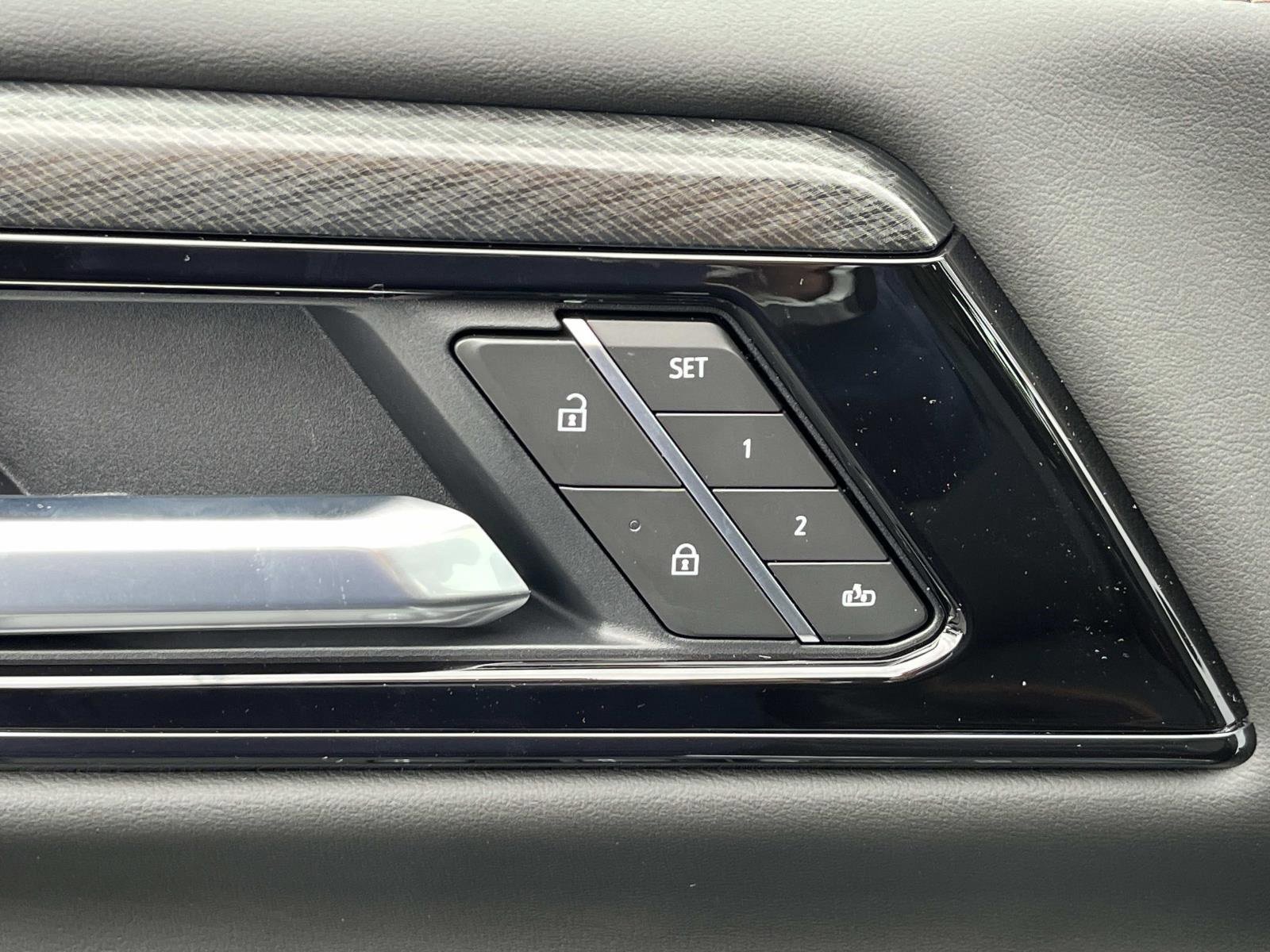 New 2026 GMC Yukon AT4 image 26