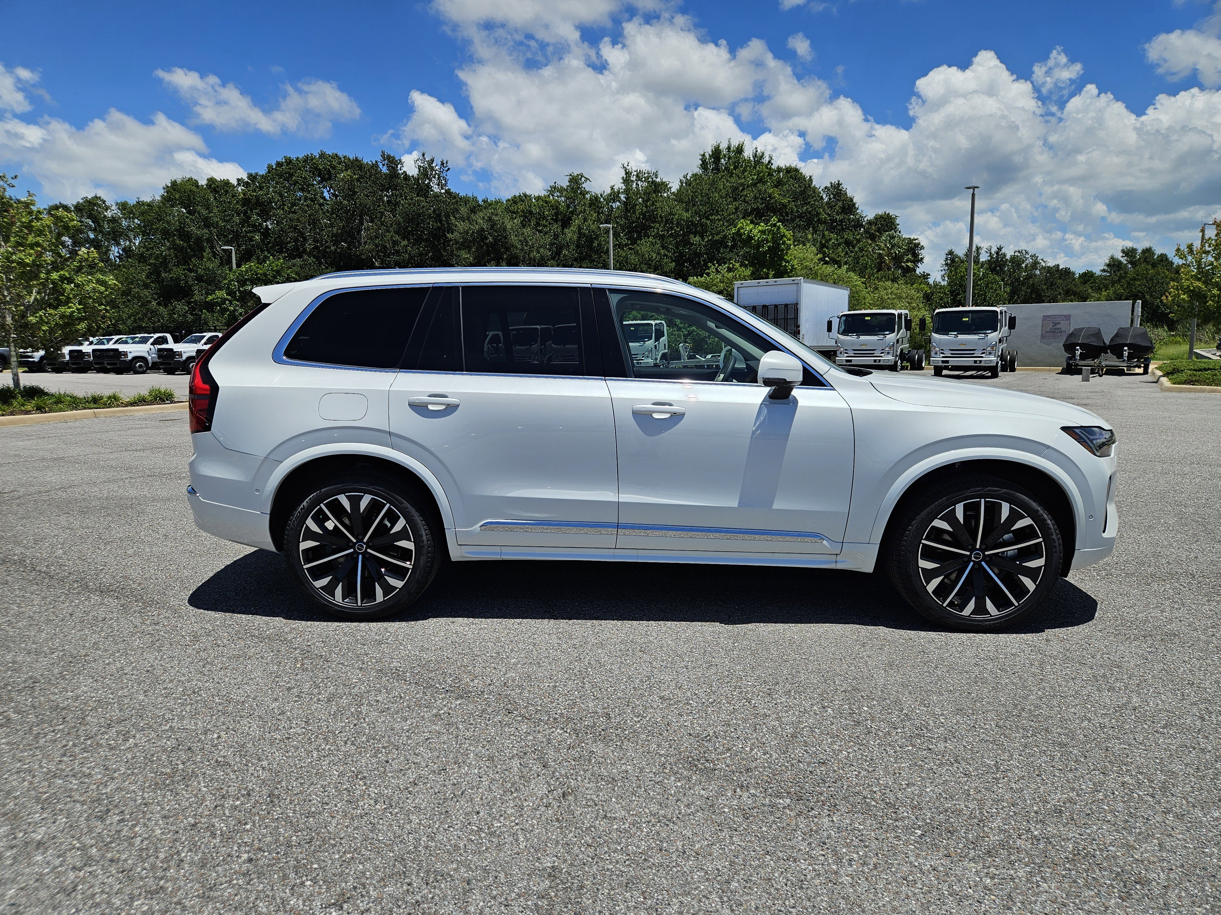 New 2026 Volvo XC90 B6 Ultra image 8