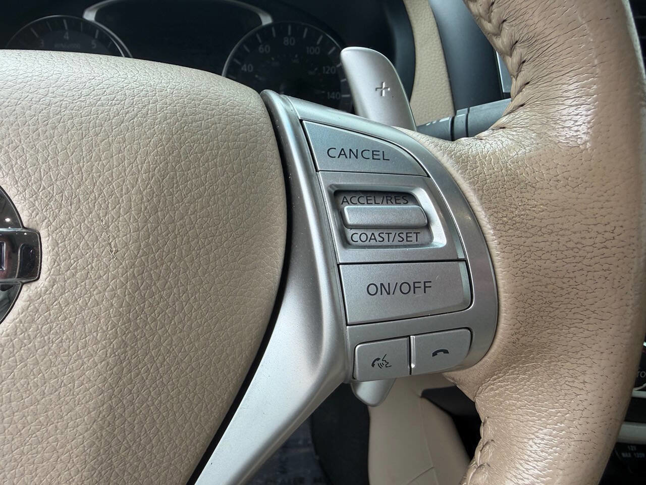 Used 2016 Nissan Altima 3.5 SL FWD image 24
