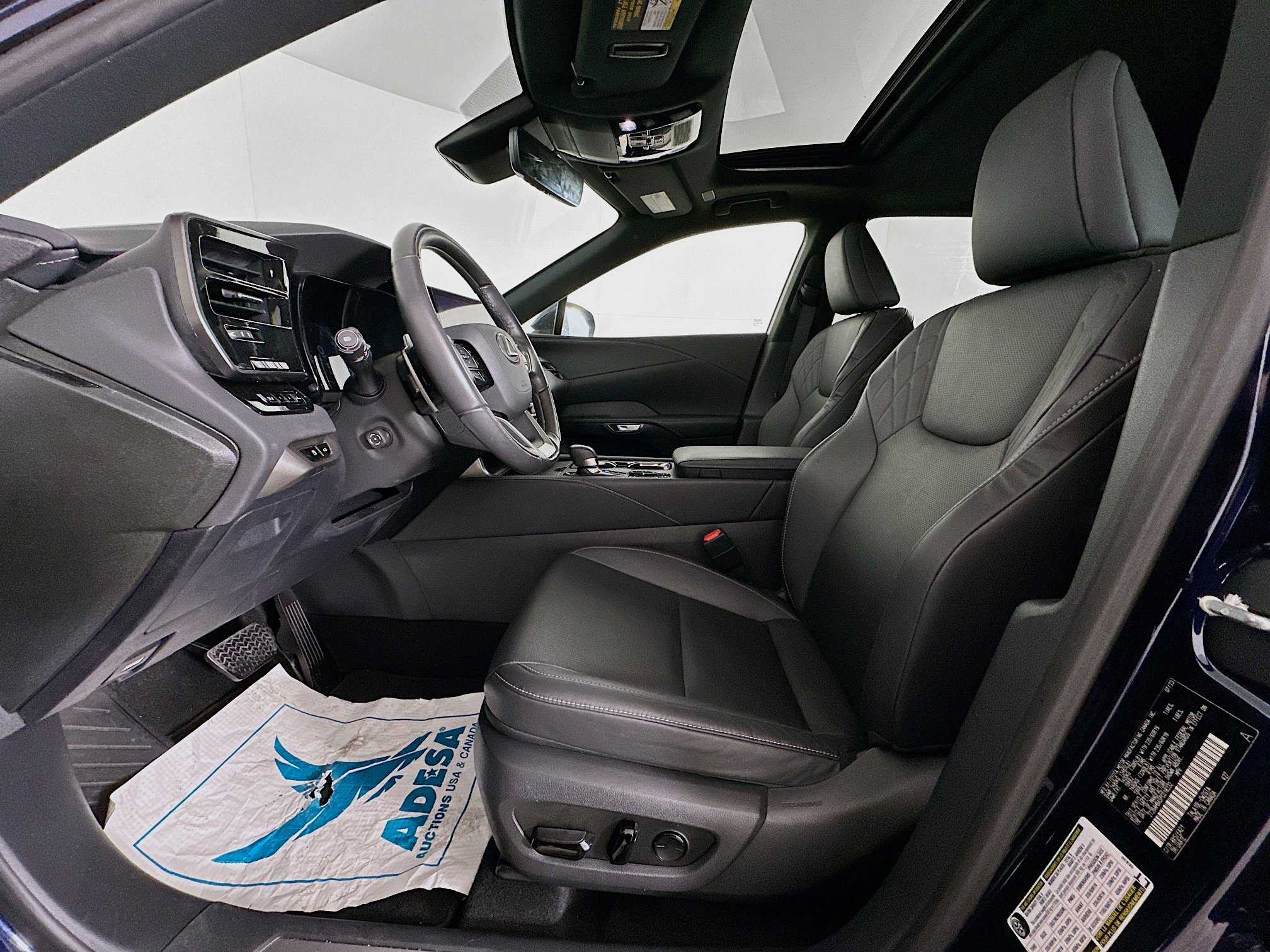 Used 2023 Lexus RX 350 Premium image 13