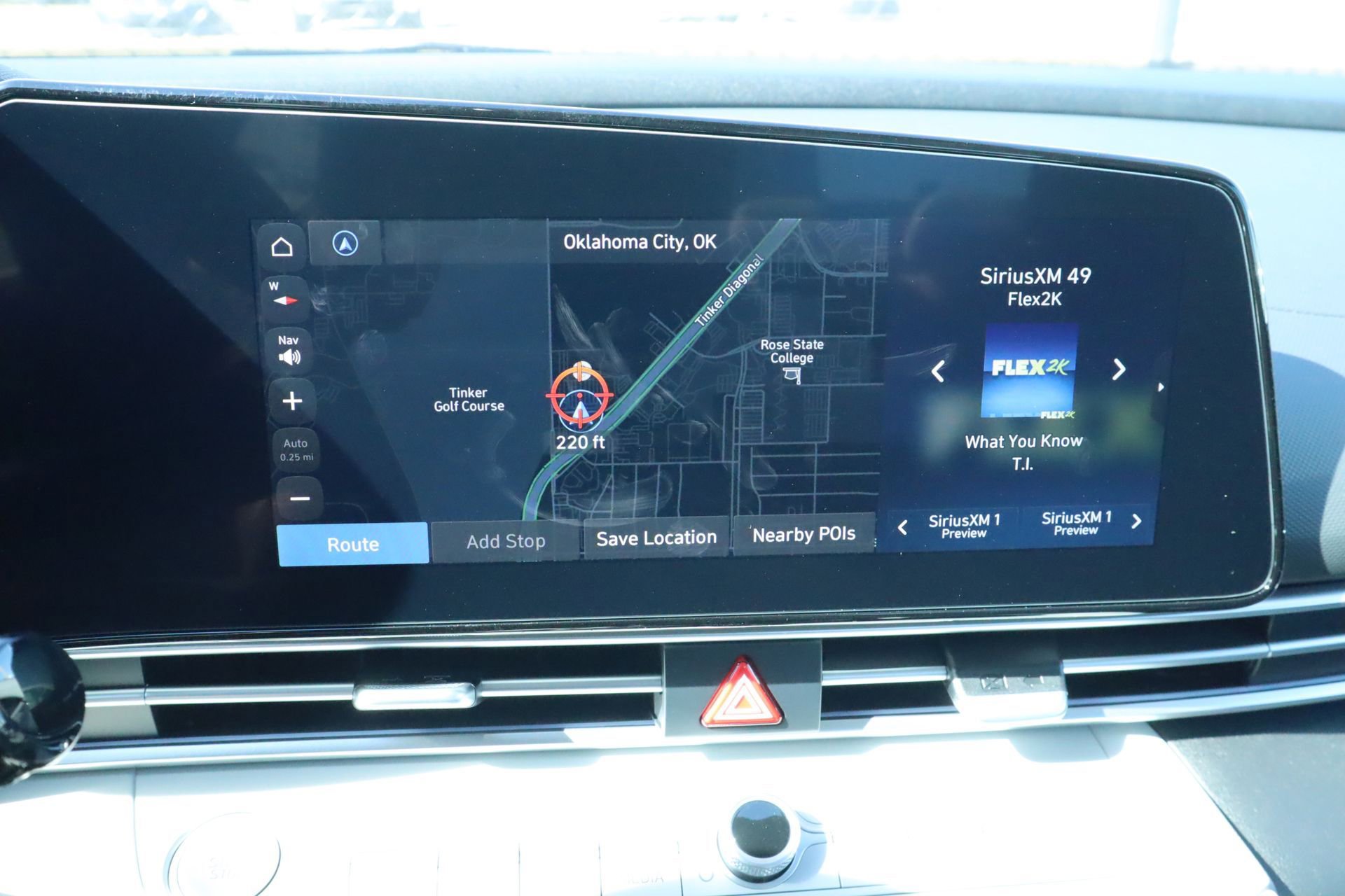 New 2025 Hyundai Elantra Limited image 17