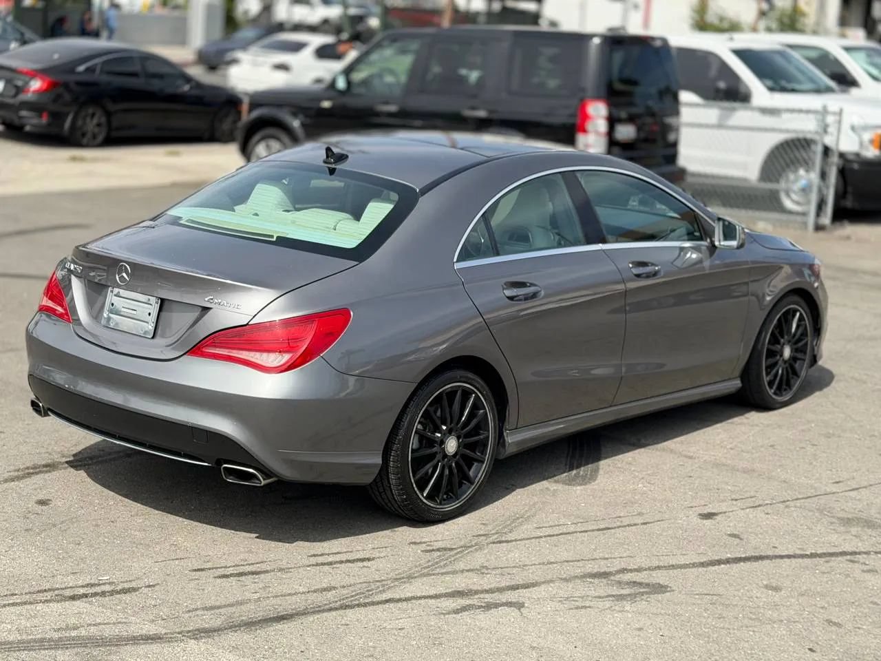 Used 2014 Mercedes-Benz CLA 250 4MATIC image 21