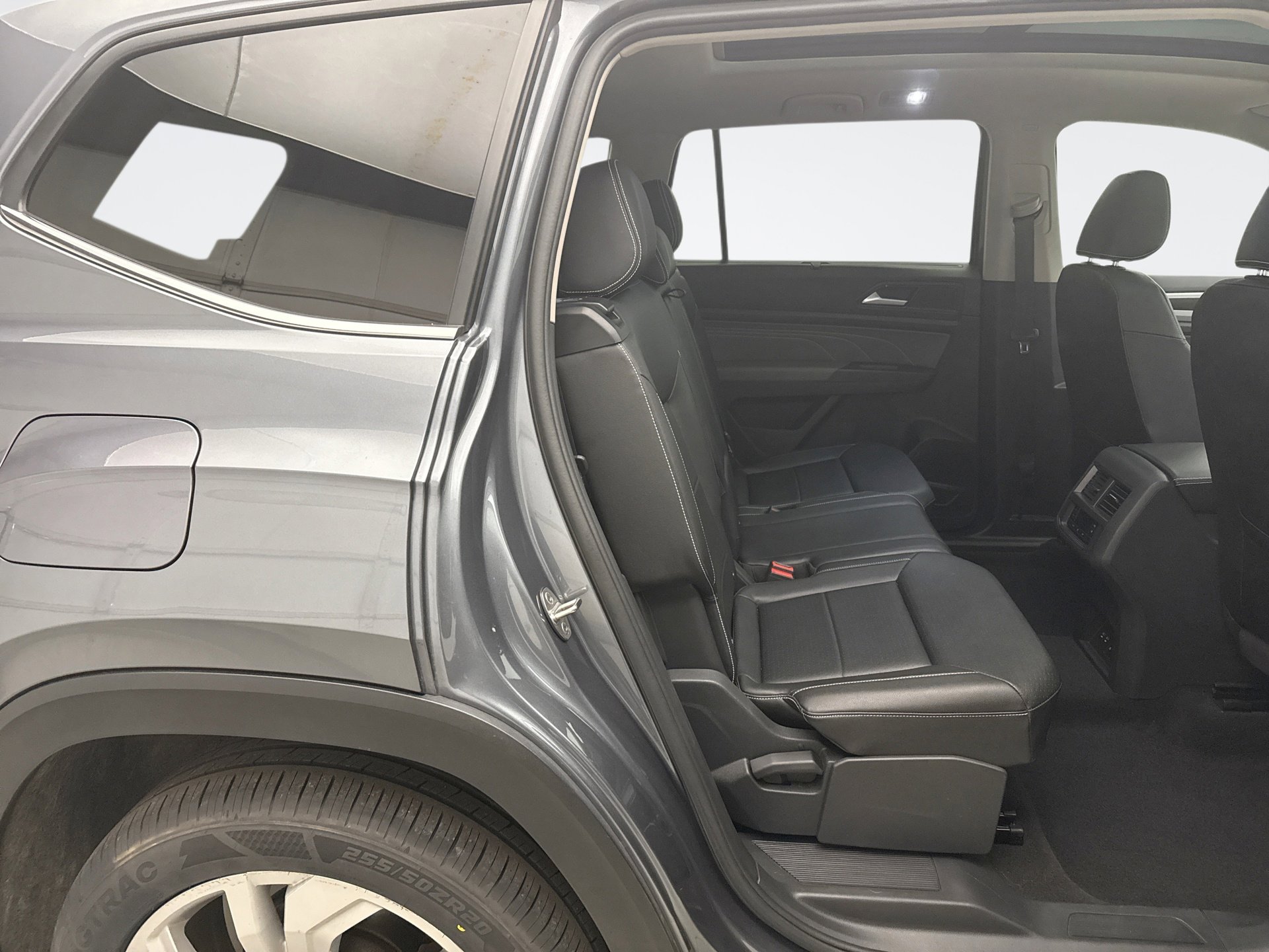 Used 2023 Volkswagen Atlas SE AWD/4WD image 19