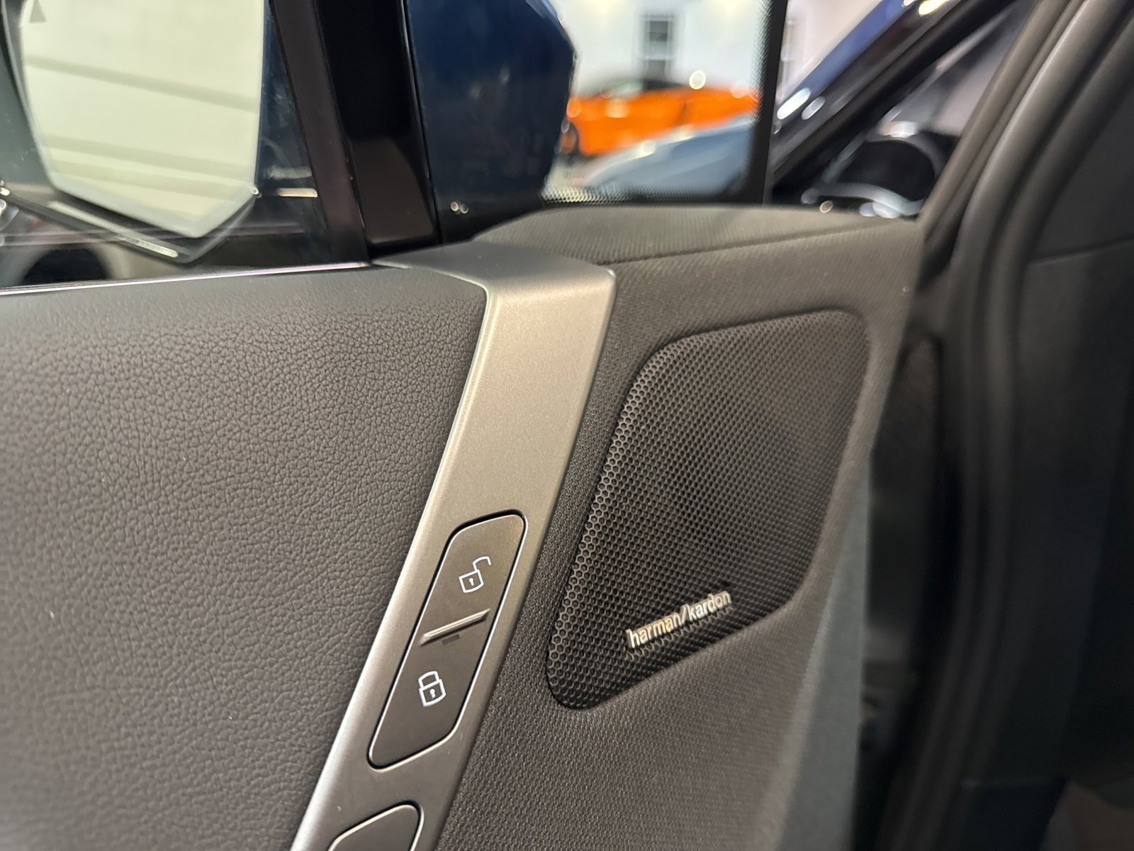 Used 2025 BMW iX xDrive50 w/ Premium Package image 11