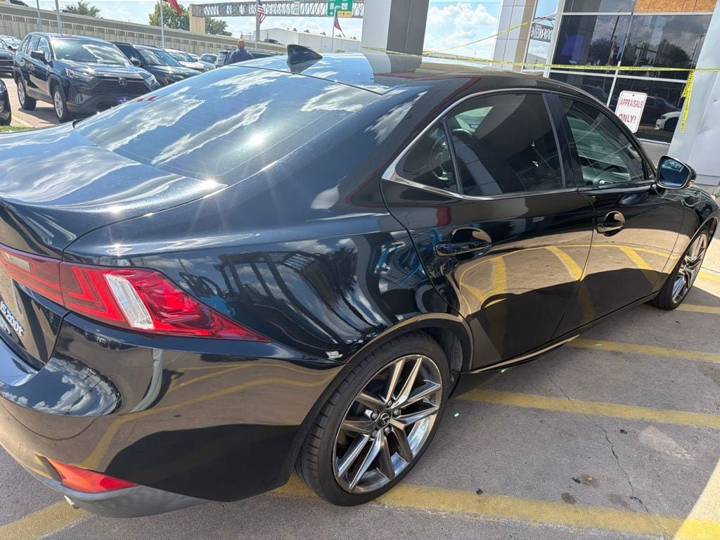 Used 2016 Lexus IS 200t RWD image 3