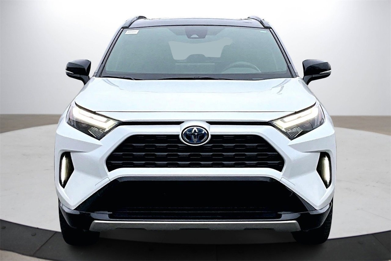 Used 2023 Toyota RAV4 XSE image 3