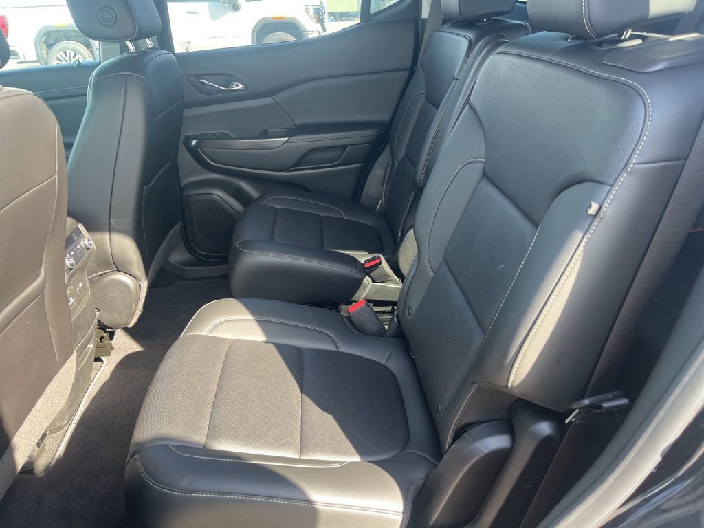 Used 2021 GMC Acadia SLT image 11