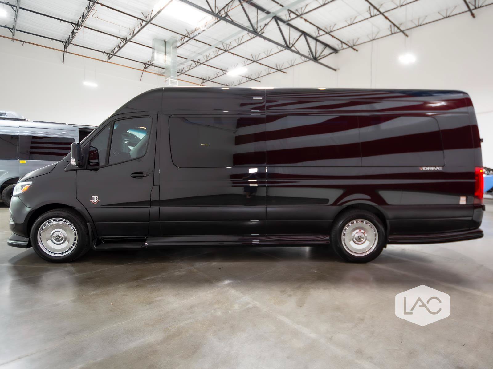 Used 2024 Mercedes-Benz Sprinter 3500 image 38
